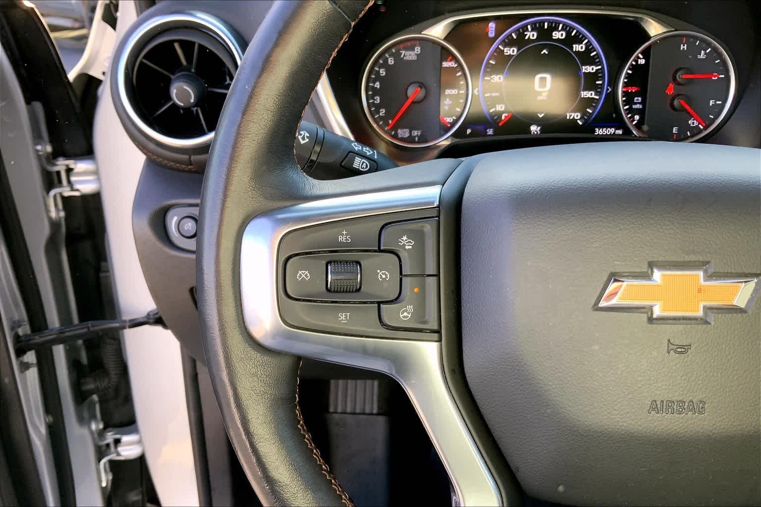 Used 2019 Silver Ice Metallic Chevrolet Premier image 23