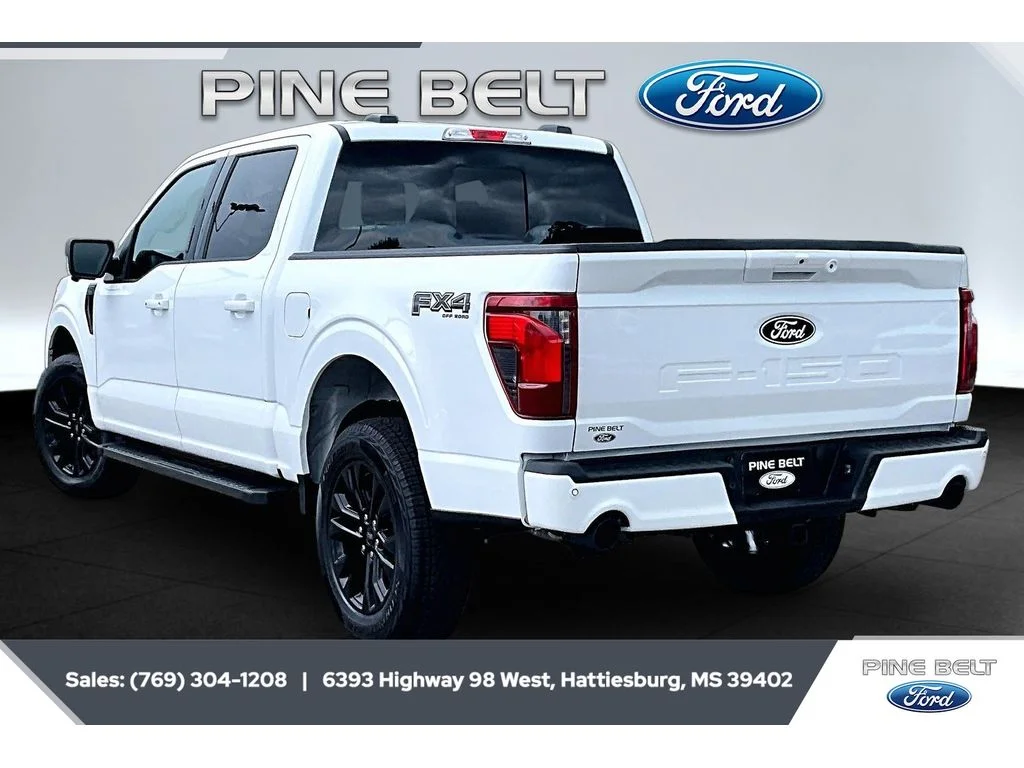 New 2026 Oxford White Ford XLT image 2