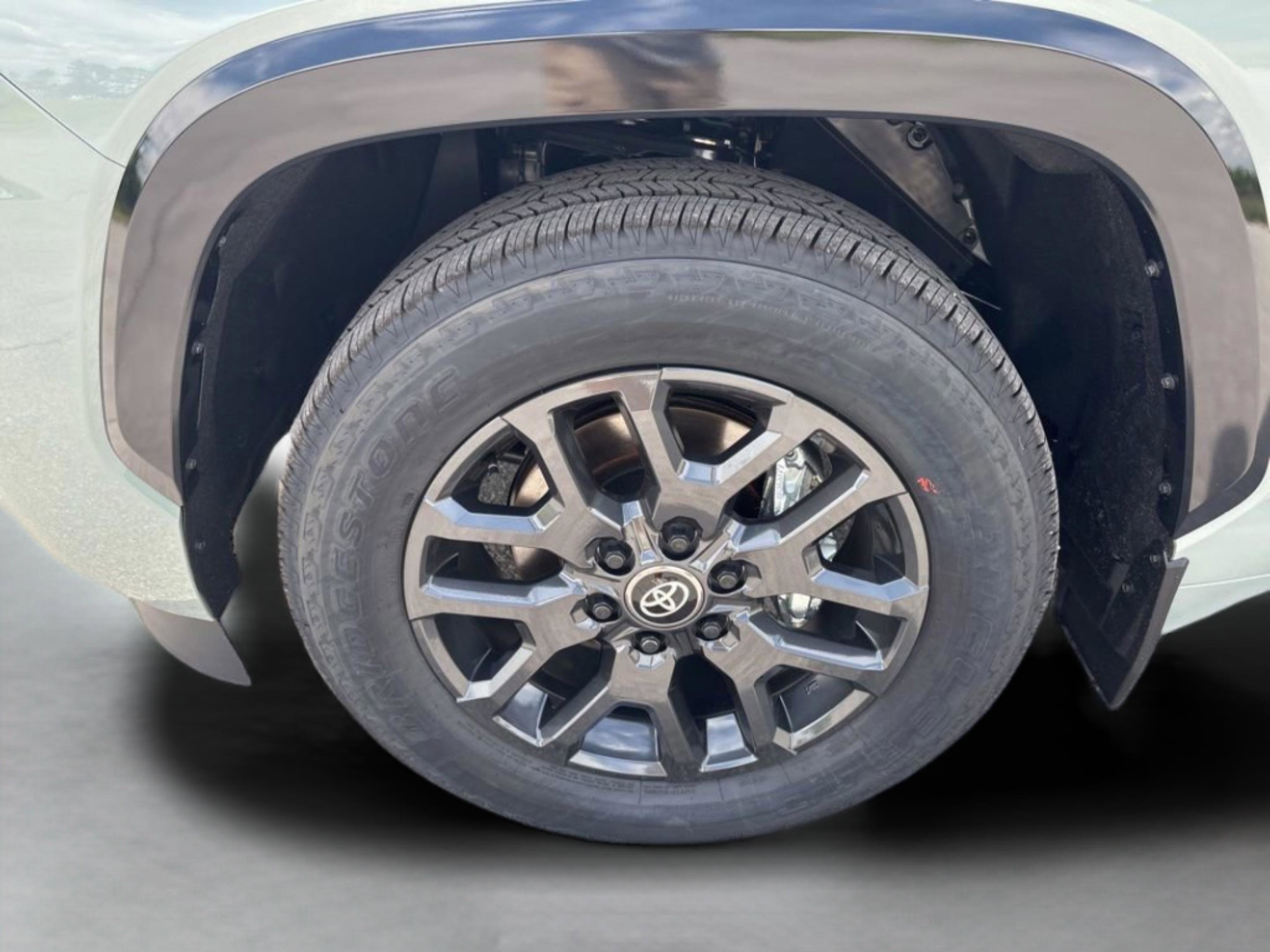 New 2026 Lunar Toyota Platinum image 38