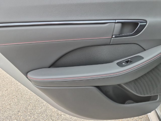 2025 Hyundai Sonata N Line - Photo 29