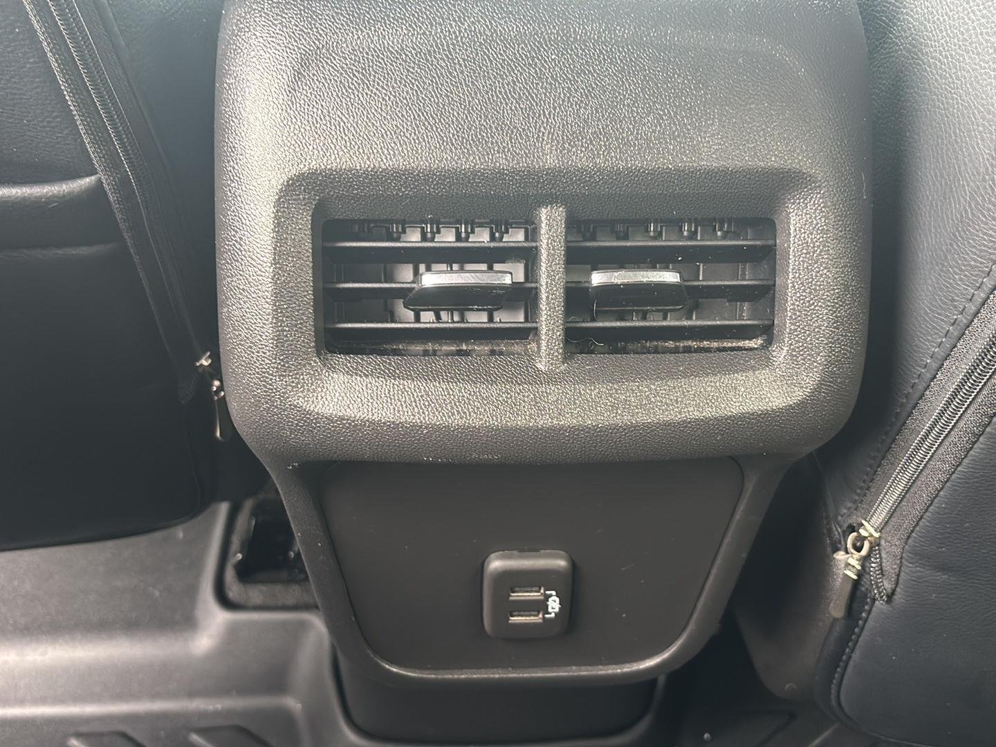 Used 2022 Silver Ice Metallic Chevrolet LT image 17