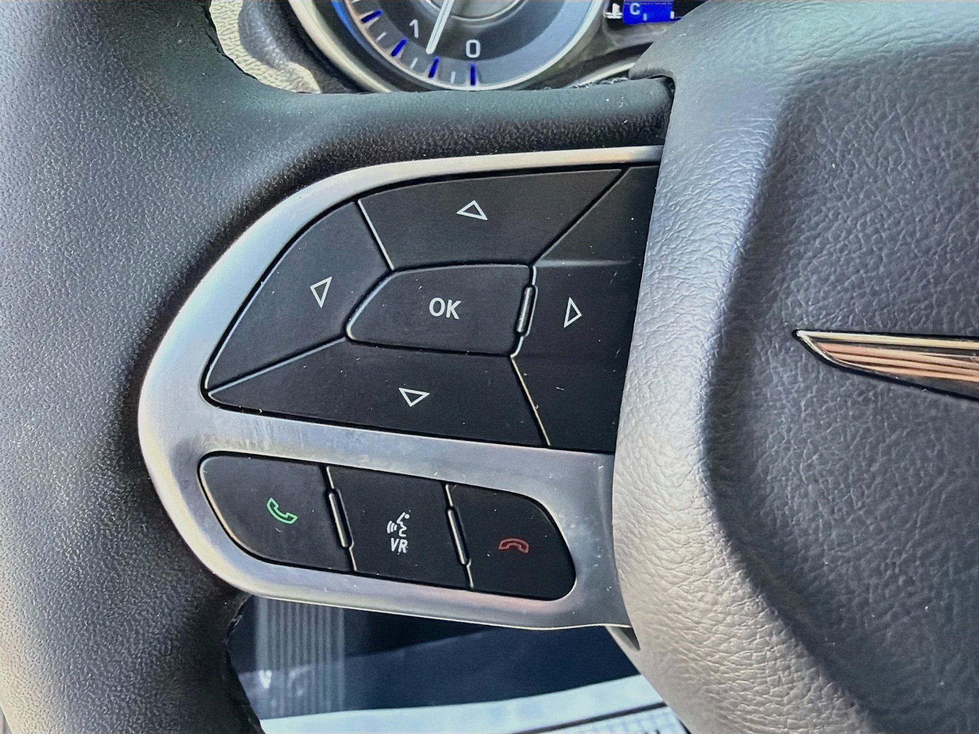 Used 2023 Gloss Black Chrysler Touring image 33