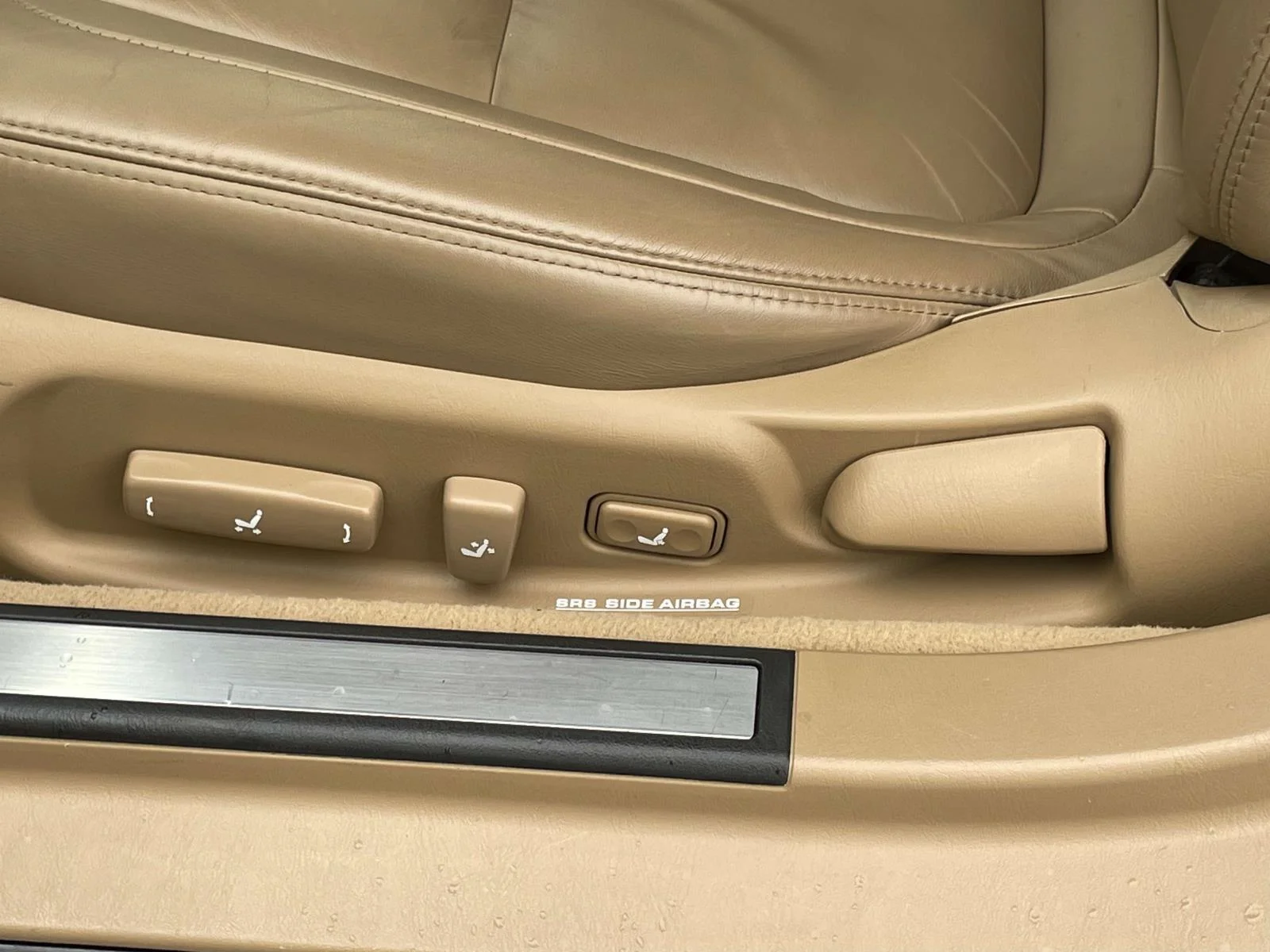 Used 2007 Obsidian Lexus Base image 4