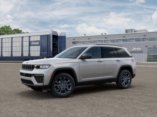 New 2026 Silver Zynith Exterior Paint Jeep  image 13