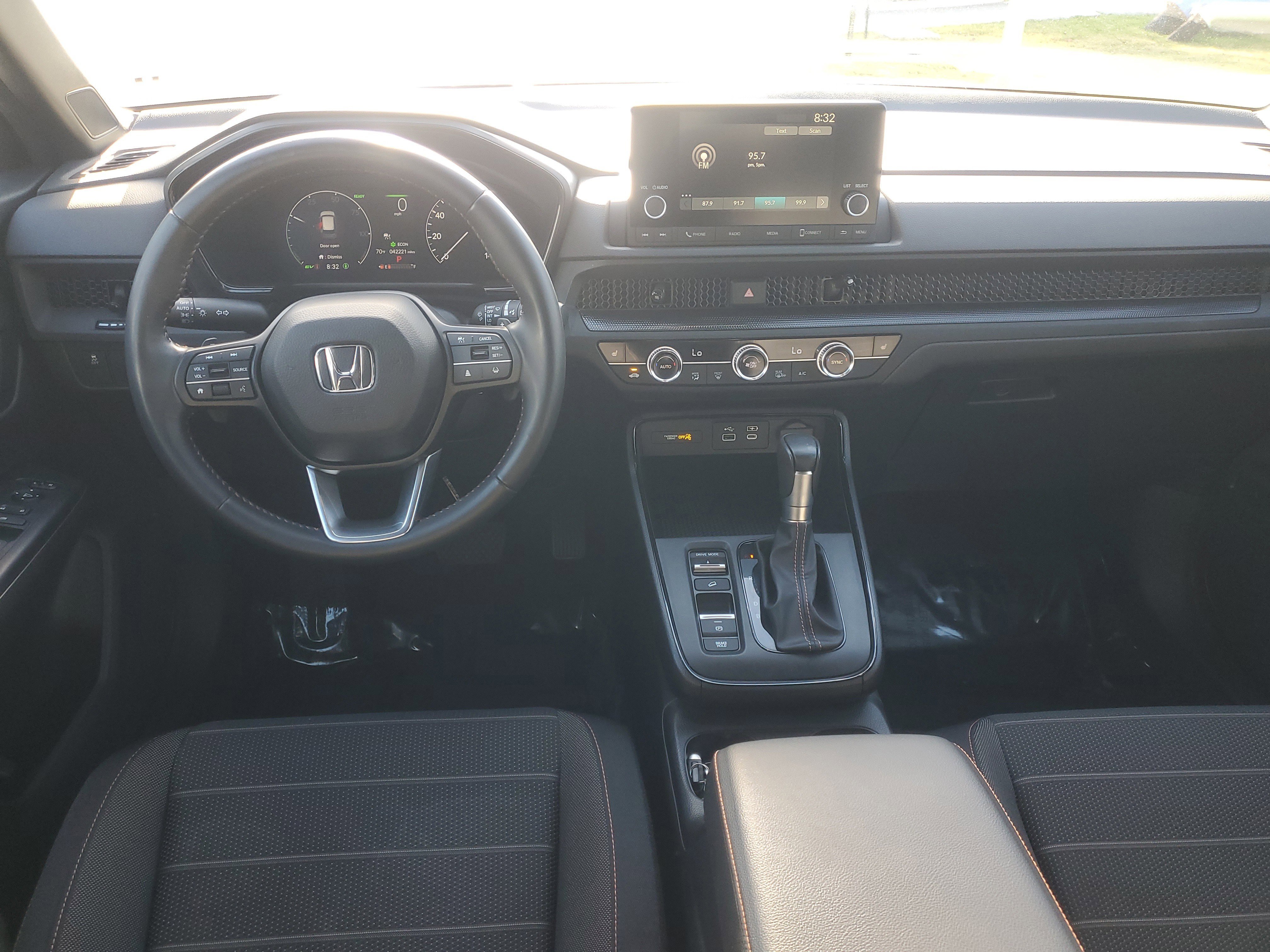 Used 2025 Meteorite Gray Metallic Honda Sport image 9