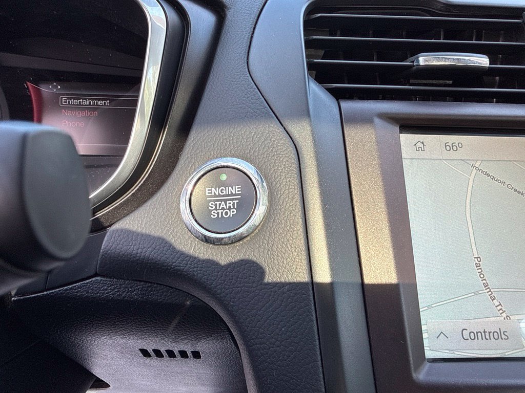 Used 2020 White Ford Titanium image 31