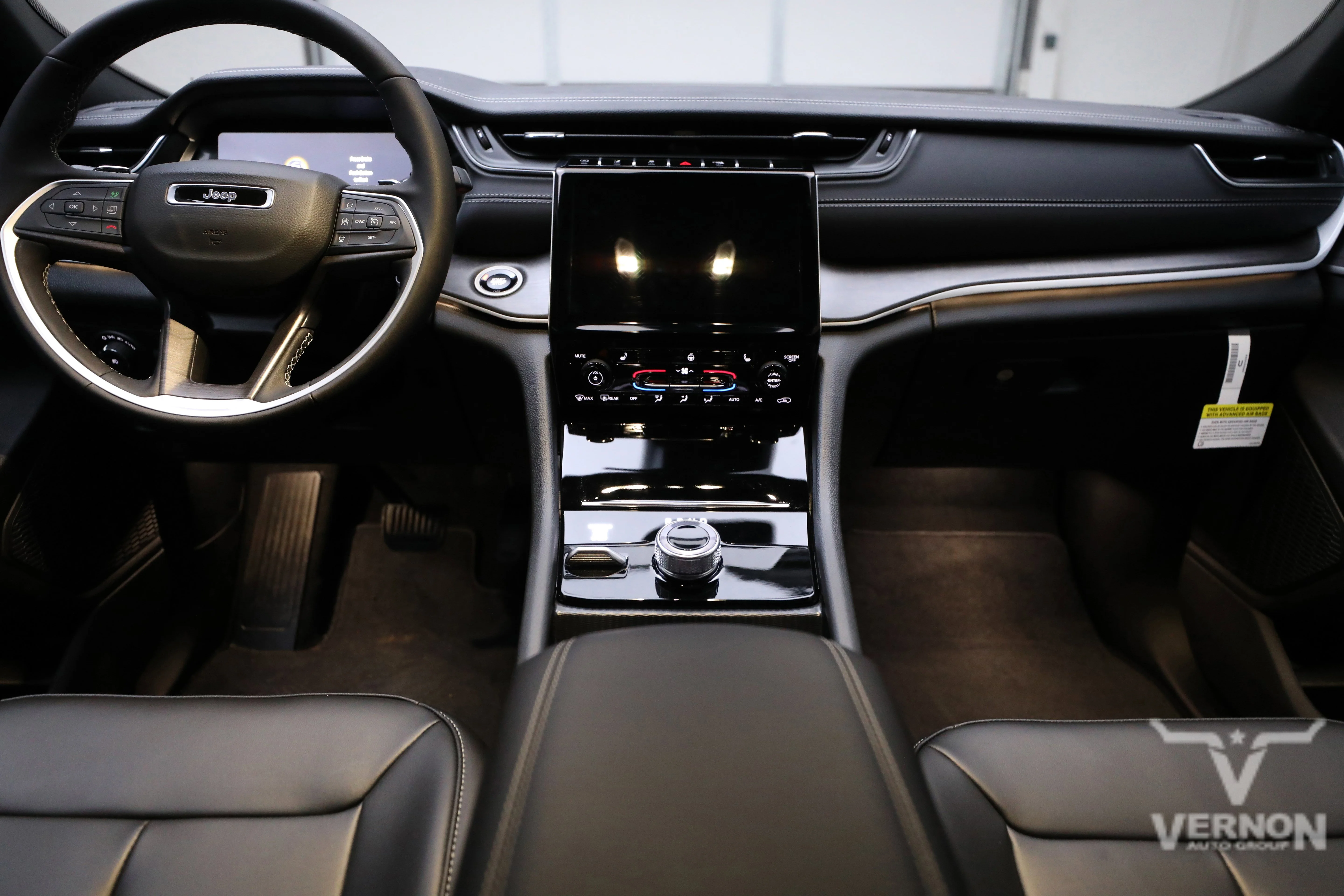 New 2025 Jeep Grand Cherokee L Limited 4x4