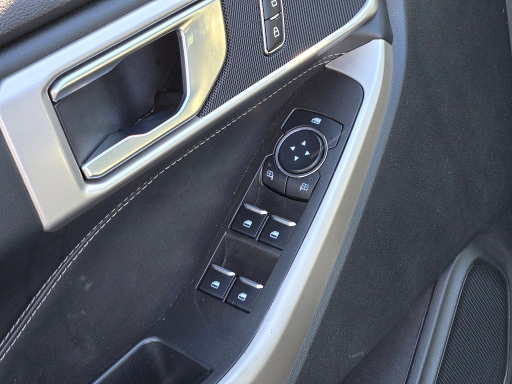 2024 Ford Explorer XLT - Photo 23