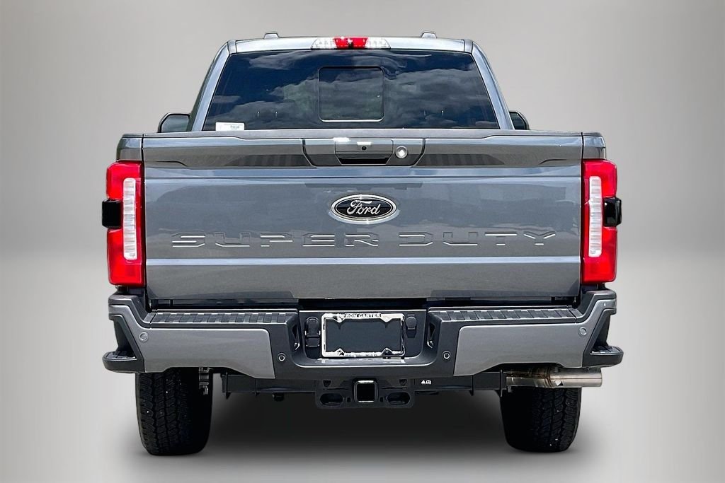 New 2026 Ford Super Duty F-250 Lariat 4D Crew Cab