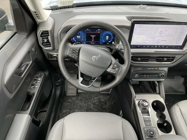 New 2025 Azure Gray Metallic Tri-Coat Ford Badlands® image 10
