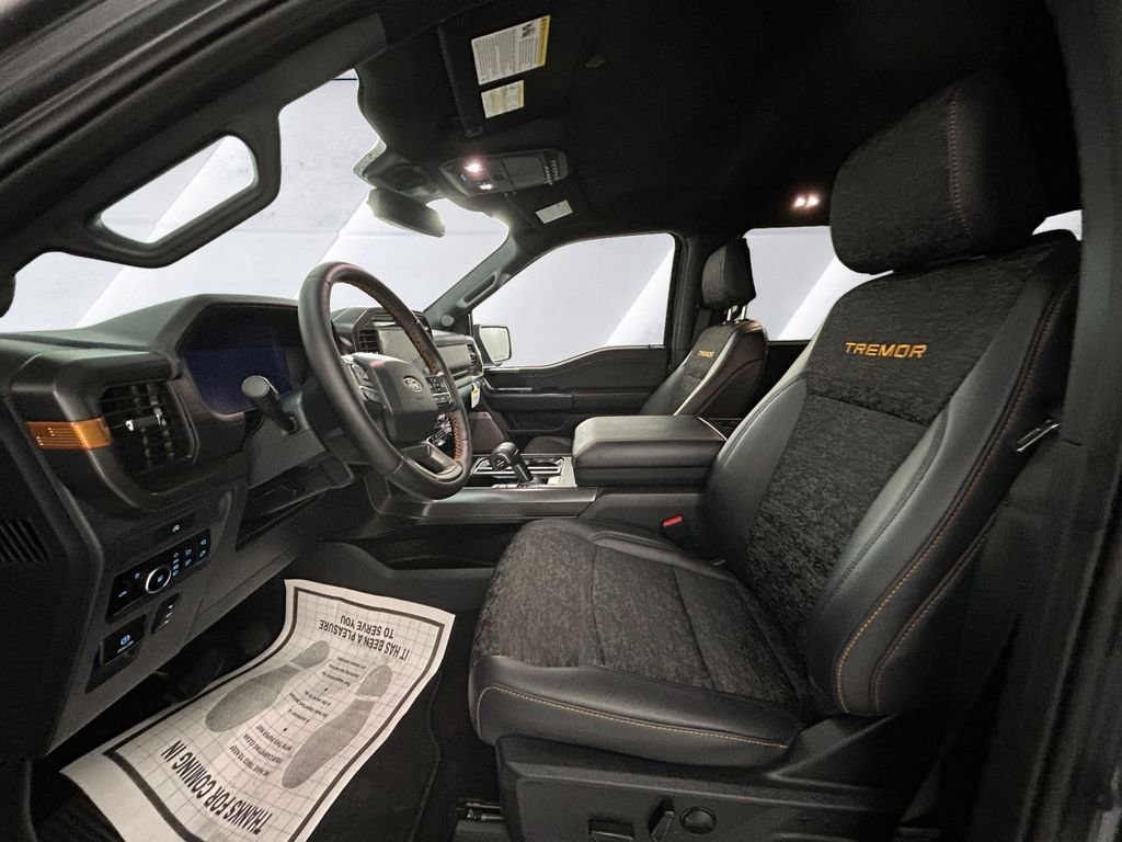 Used 2025 Gray Ford Tremor image 7