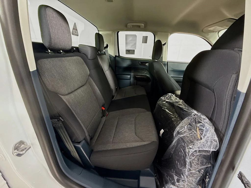 New 2026 Oxford White Ford XLT image 24