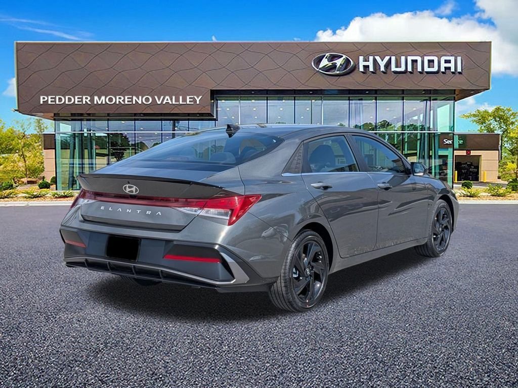 New 2026 Gray Hyundai SEL Sport image 3