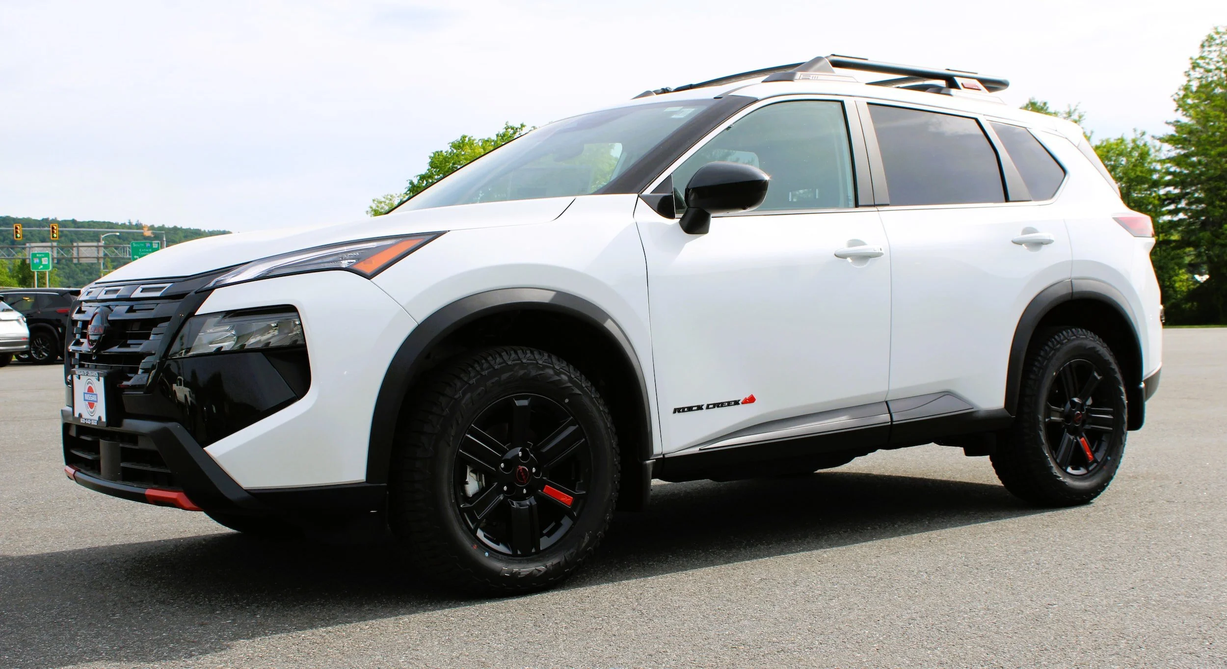 New 2026 Everest White Pearl TriCoat Nissan Rock Creek® image 12