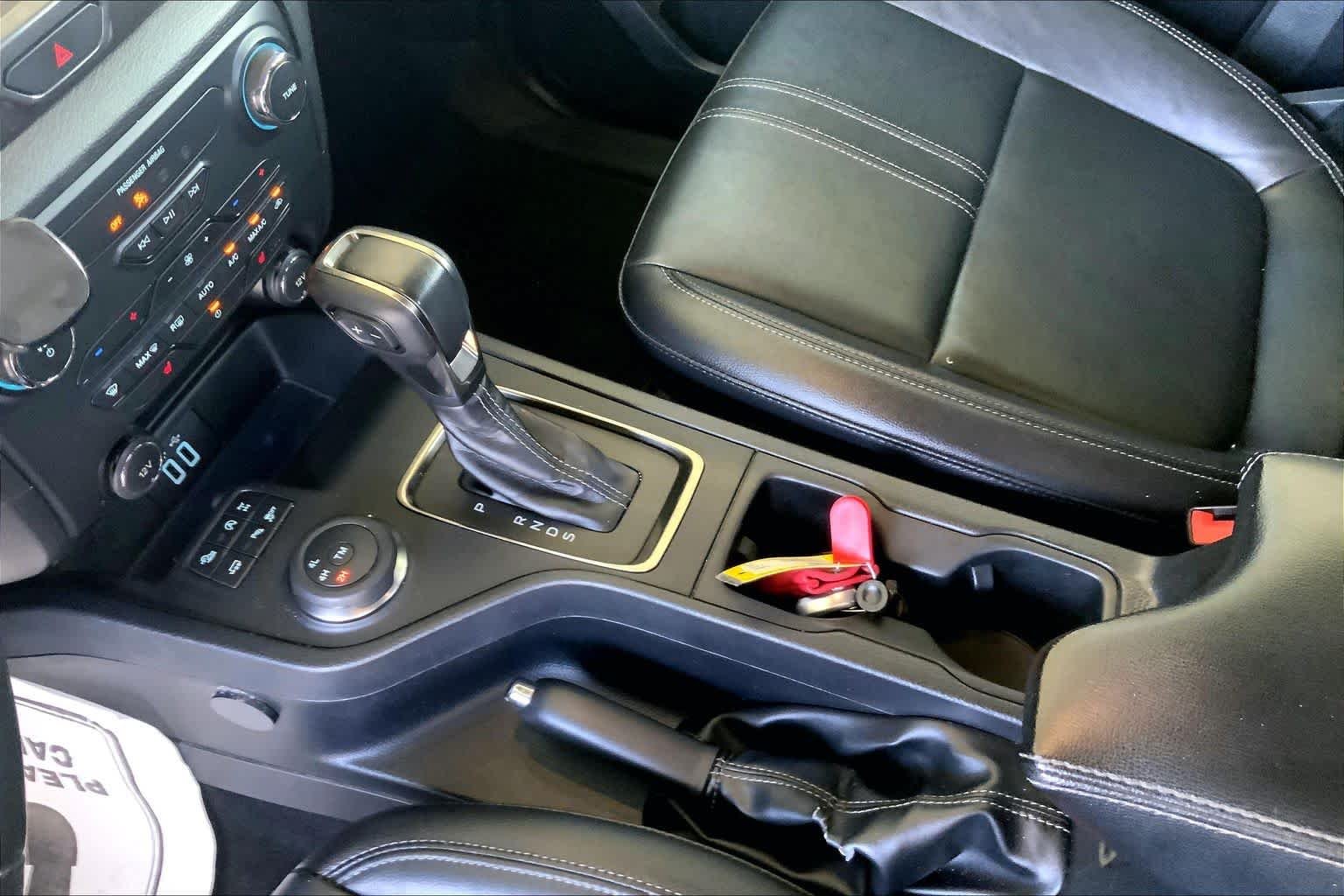Certified Used 2020 Magnetic Metallic Ford LARIAT image 16