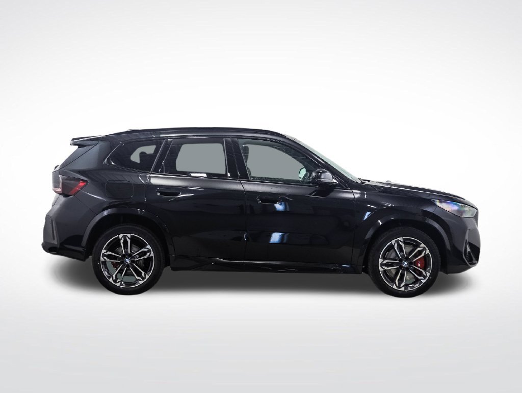 New 2027 Black Sapphire Metallic BMW xDrive28i image 6