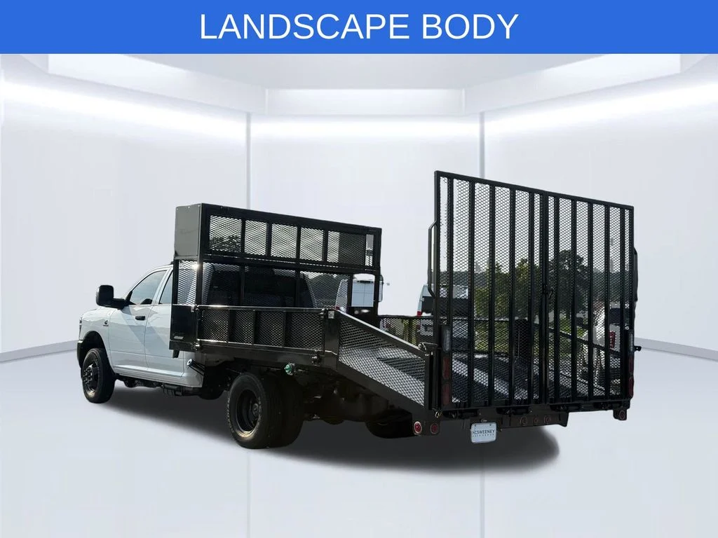 New 2026 Bright White Clear-Coat Exterior Paint RAM Tradesman image 3