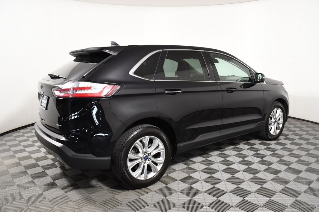 Used 2022 Agate Black Metallic Ford Titanium image 7