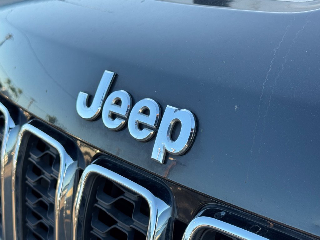 Used 2017 Black Jeep Limited image 8