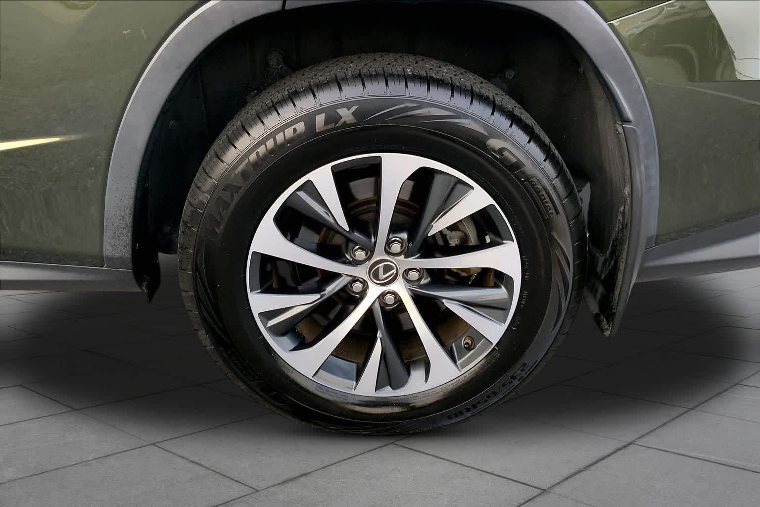 Used 2022 Nori Green Pearl Lexus  image 15