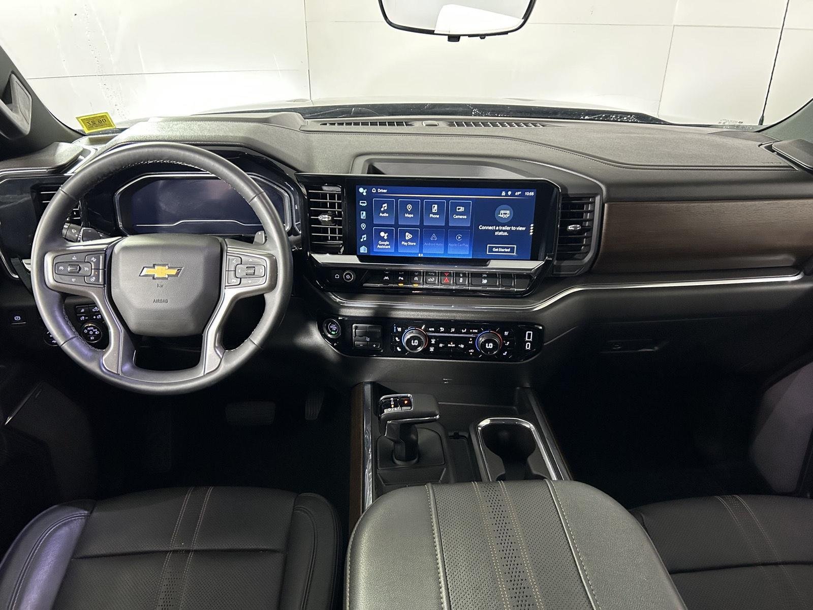 Used 2023 Black Chevrolet High Country image 33