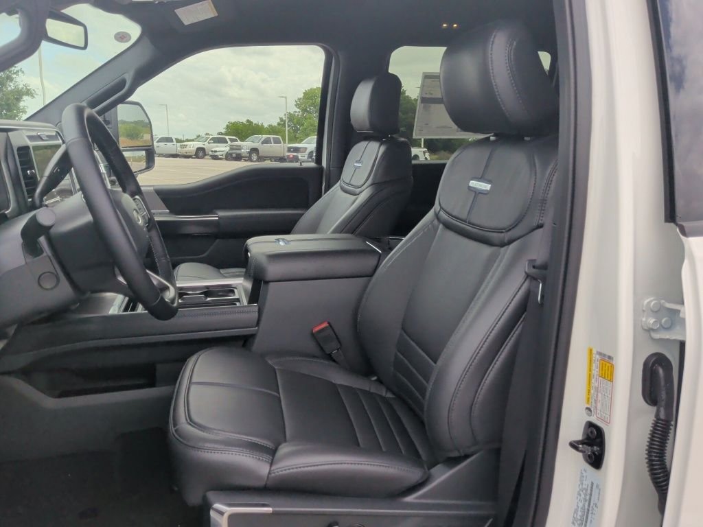 New 2026 Star White Metallic Tri-Coat Ford F-250® Platinum® image 13