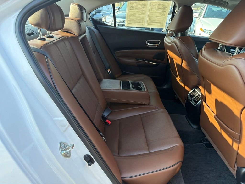 Used 2019 White Acura 3.5L Technology Pkg image 21