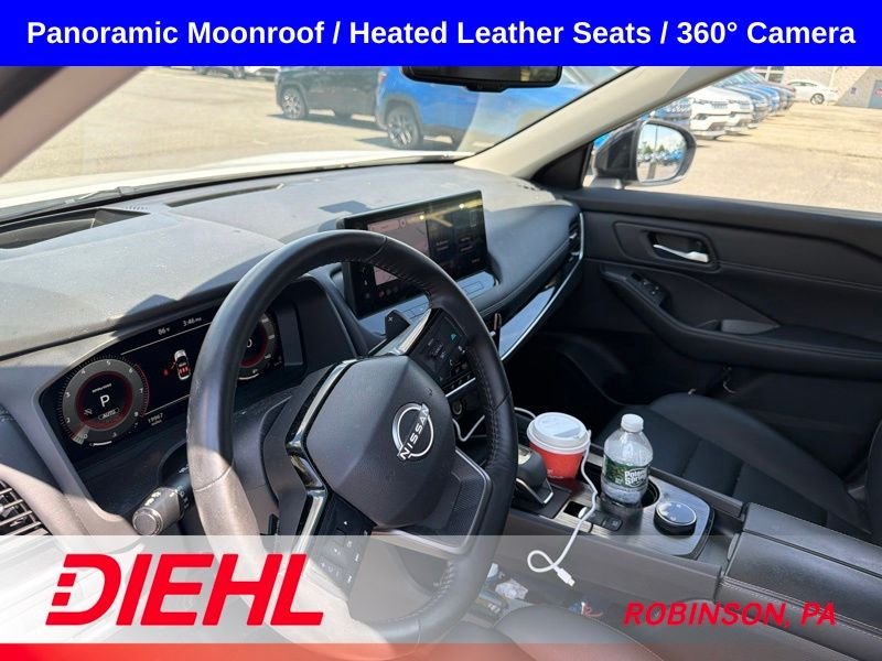 Used 2025 White Nissan SL image 12