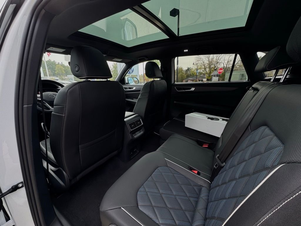 2026 Volkswagen Atlas Cross Sport SEL Premium R-LINE - Photo 27