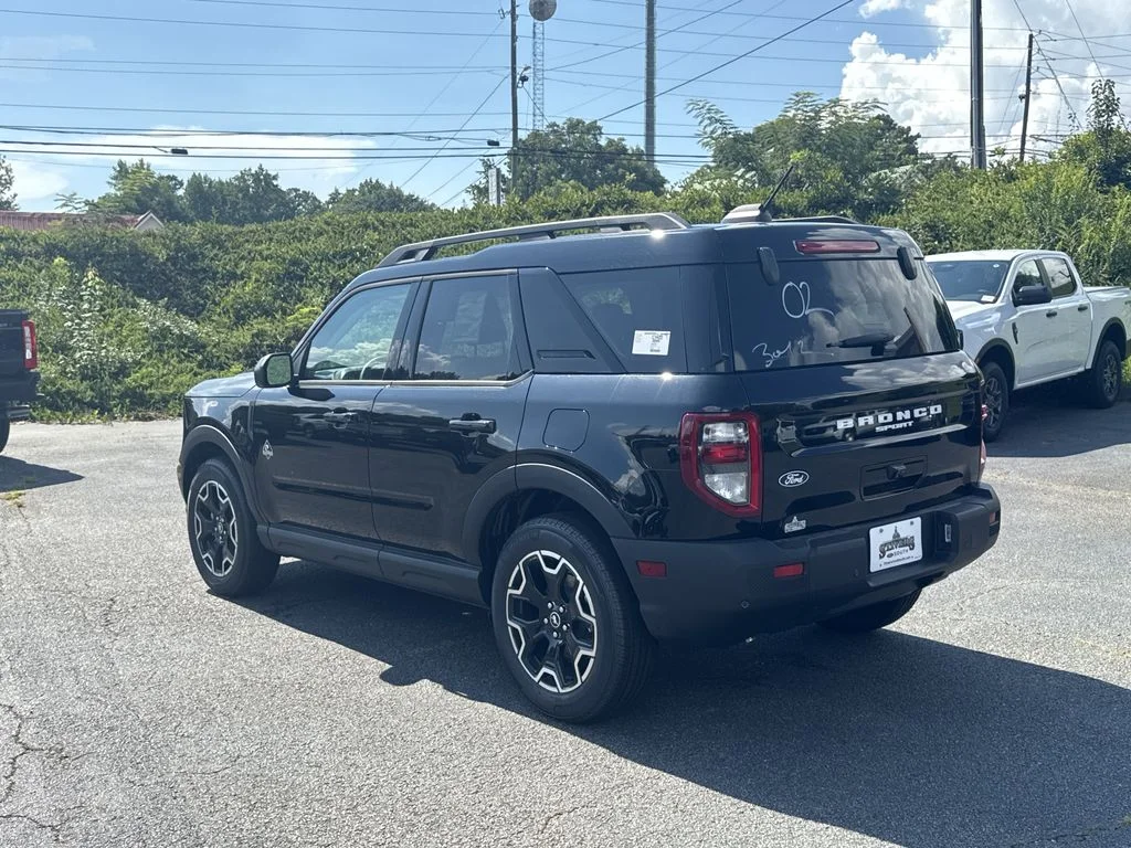 New 2026 Black Ford Outer Banks image 5