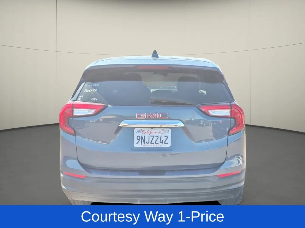 Used 2024 Blue GMC SLE image 8