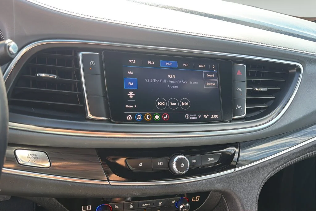Used 2023 Includes Pitch Dark Night lower exterior accent color.) Buick Essence image 29