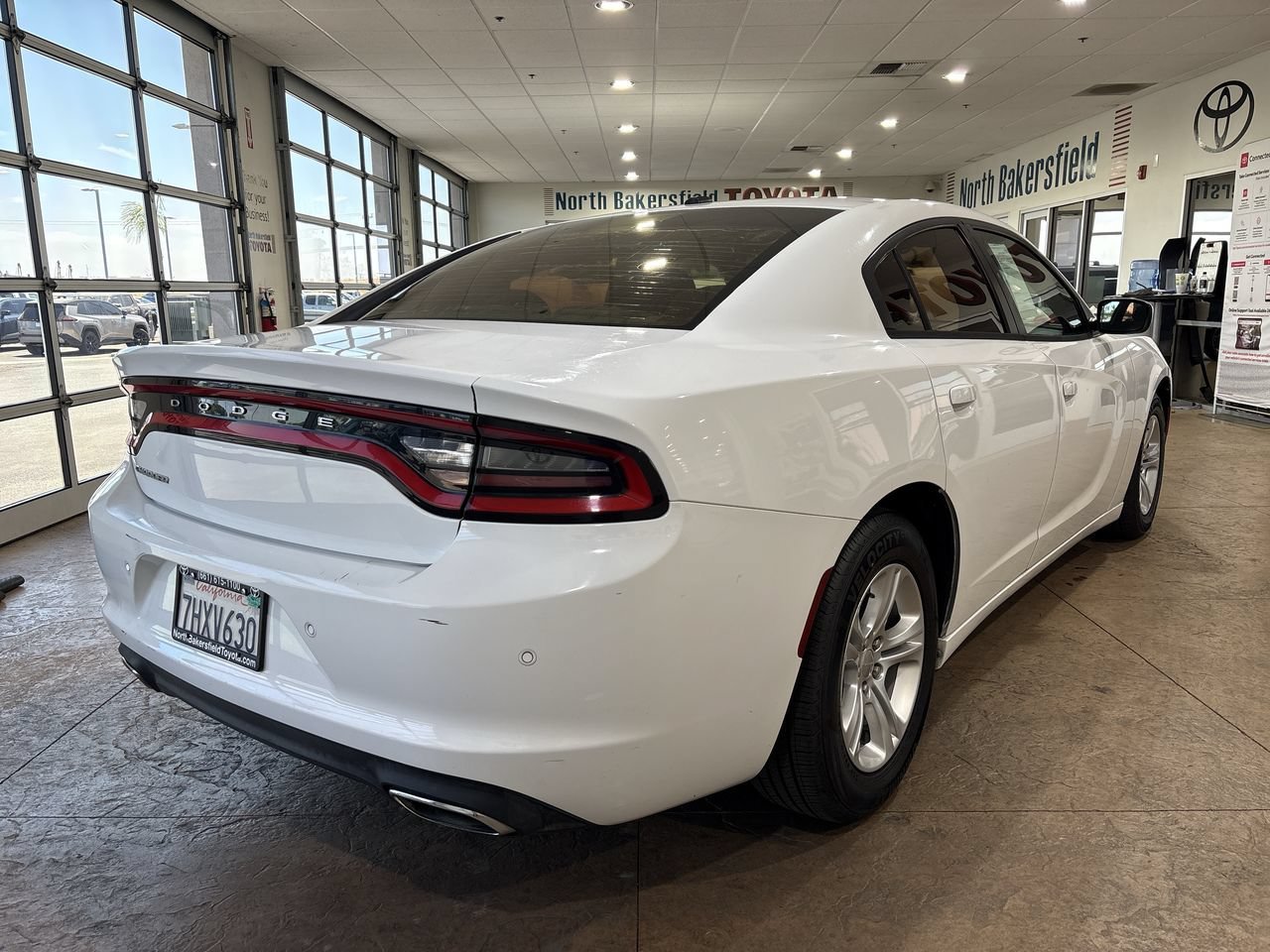 Used 2015 Dodge Charger SE with VIN 2C3CDXBG4FH752345 for sale in Bakersfield, CA