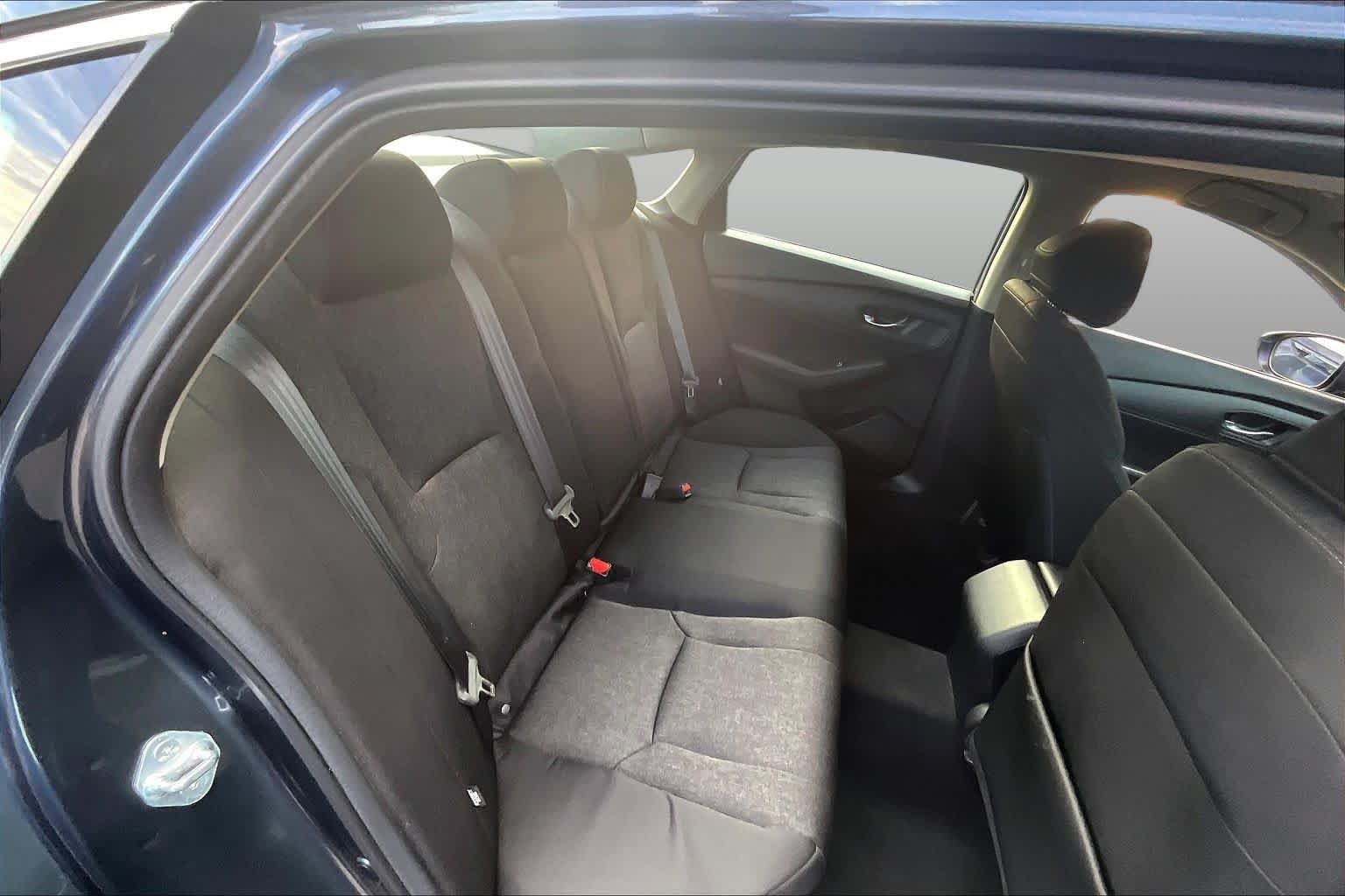Used 2024 Meteorite Gray Metallic Honda LX image 19