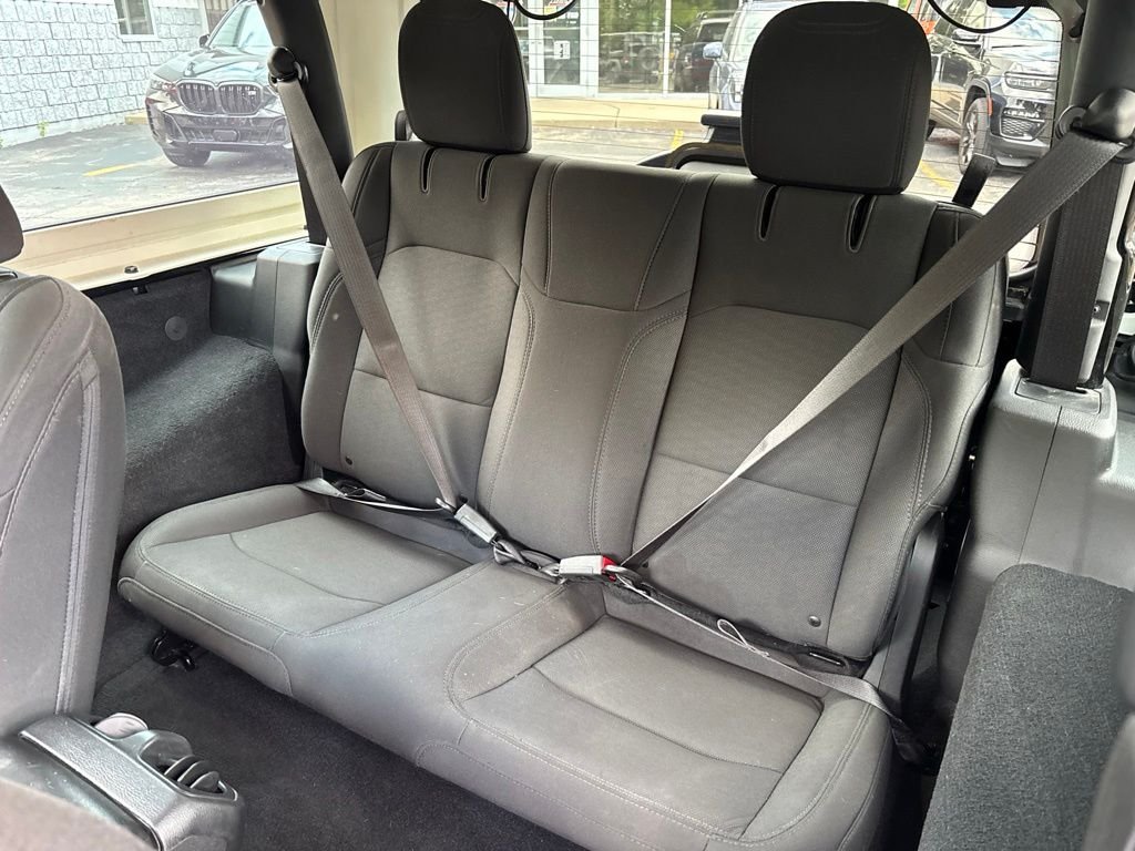 Used 2019 Black Jeep Sport image 11