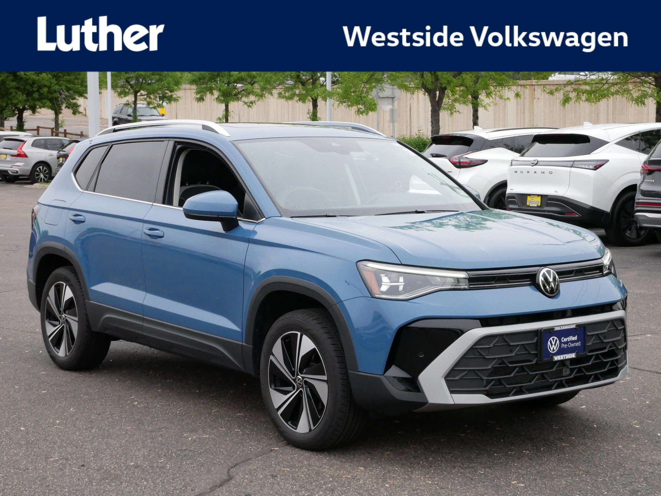 2025 Volkswagen Taos 1.5T SE 4Motion's photo