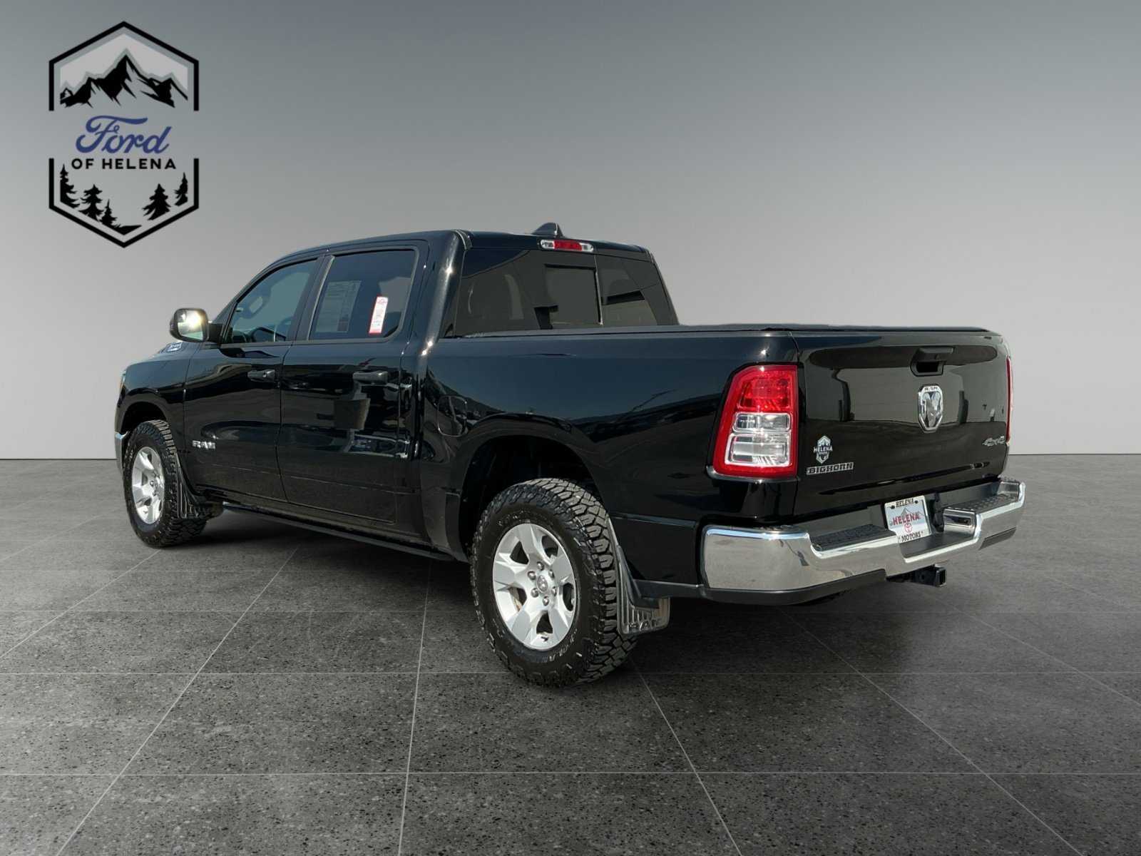 Used 2023 Diamond Black Crystal Pearlcoat Ram Big Horn image 3