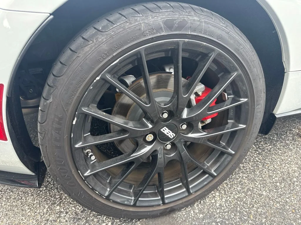 Used 2016 White Mazda Club image 7