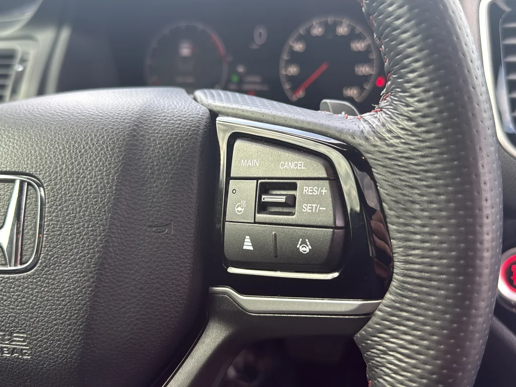 Used 2024  Honda Black Edition image 34