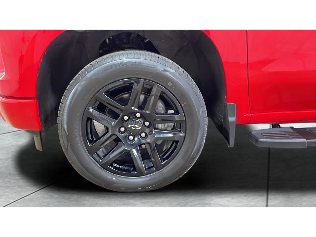 Used 2023 Red Chevrolet Custom image 20