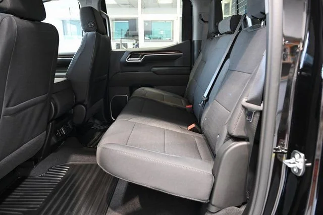 2026 GMC Sierra 1500 SLE - Photo 14