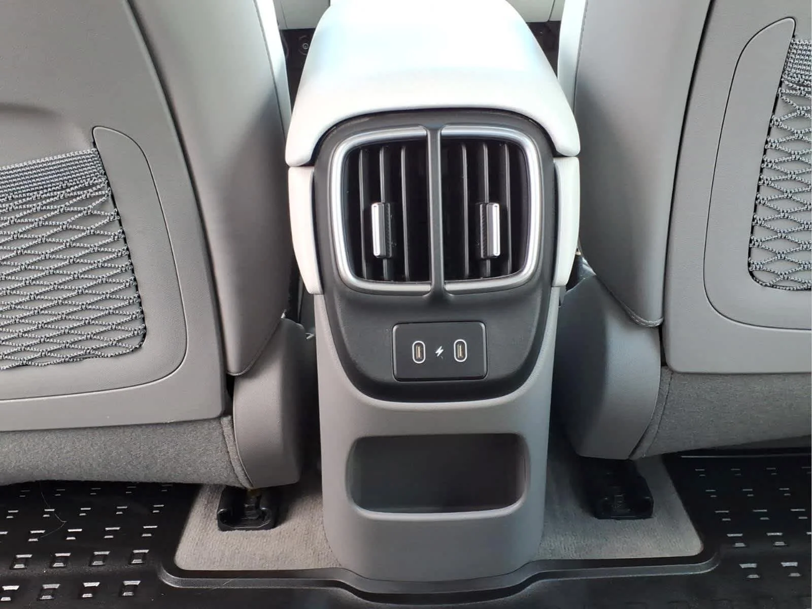 Used 2023 Curated Silver Hyundai SEL image 30