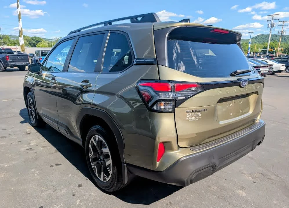 Certified Used 2026 Autumn Green Metallic Subaru Premium image 4