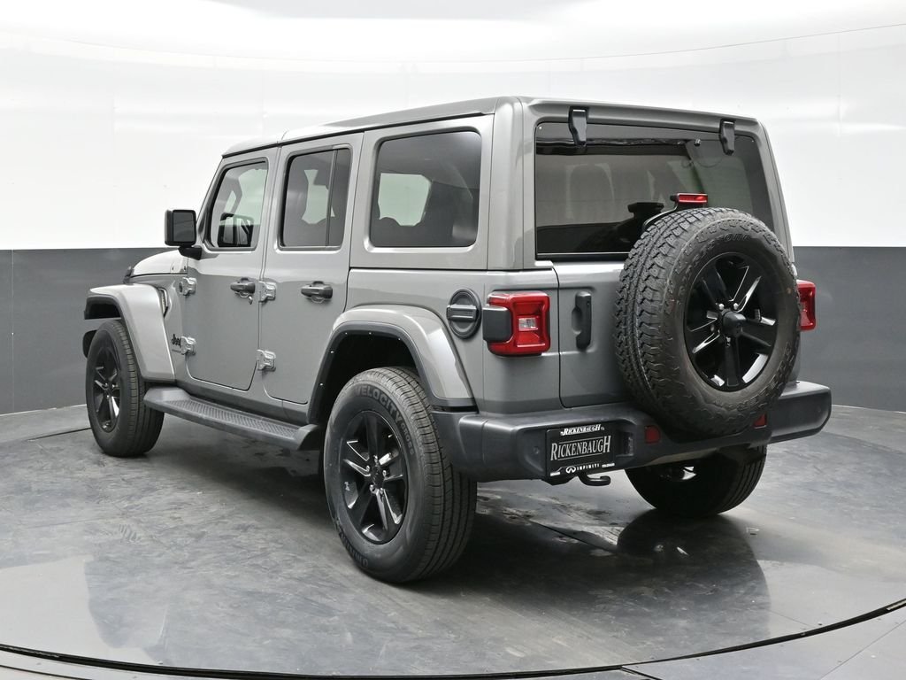 Used 2023 Gray Jeep Altitude image 5