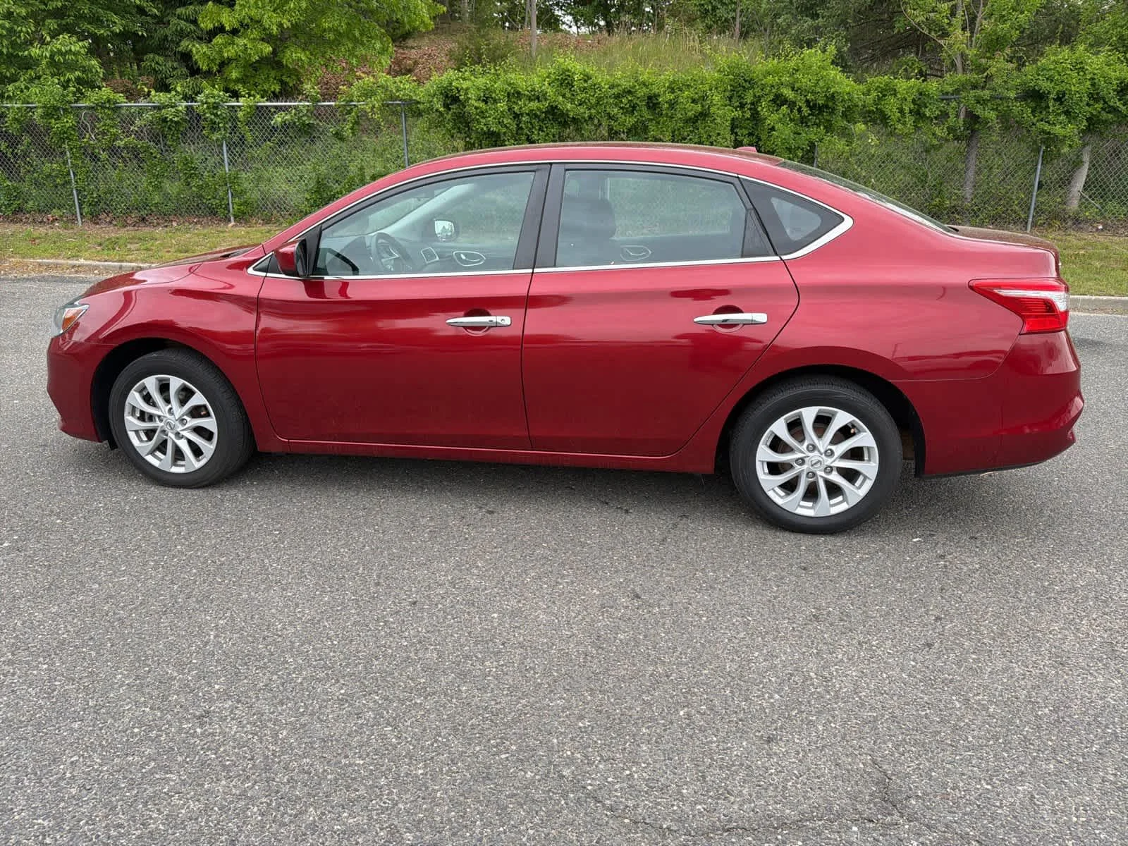 Used 2019 Nissan Sentra SV with VIN 3N1AB7AP7KY423642 for sale in Eatontown, NJ