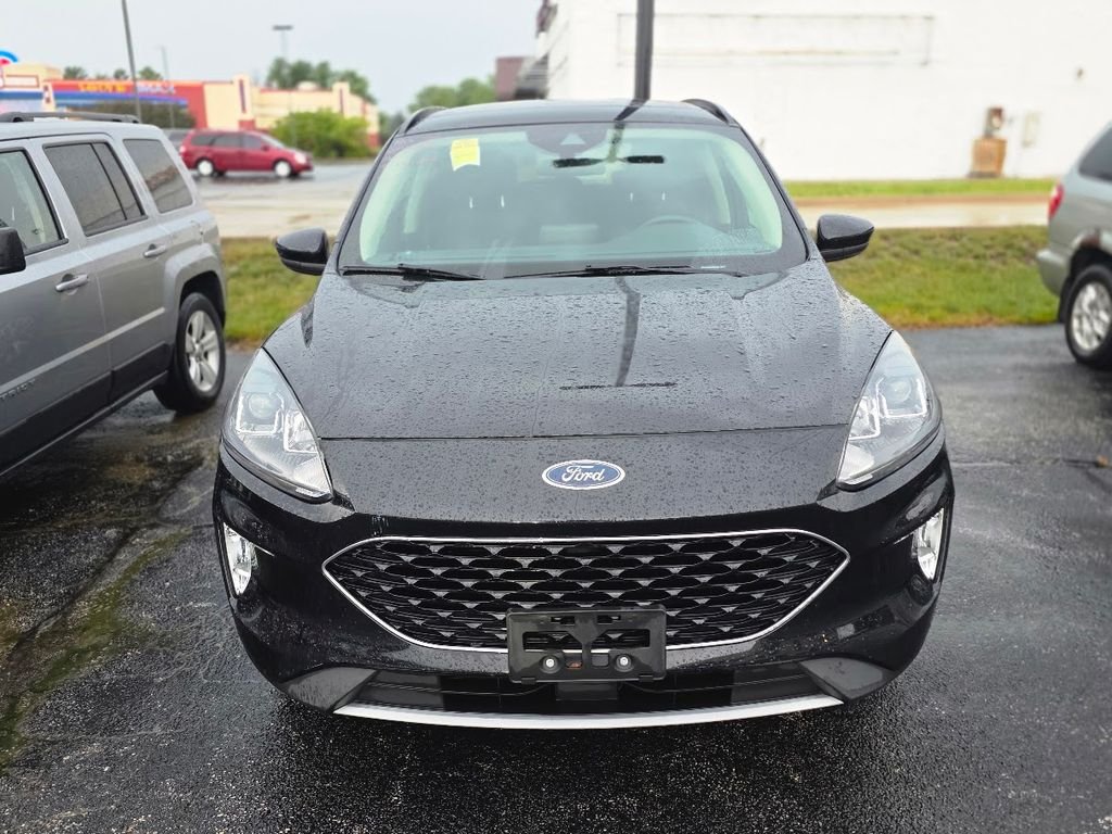 Used 2020 Black Metallic Ford SEL image 1