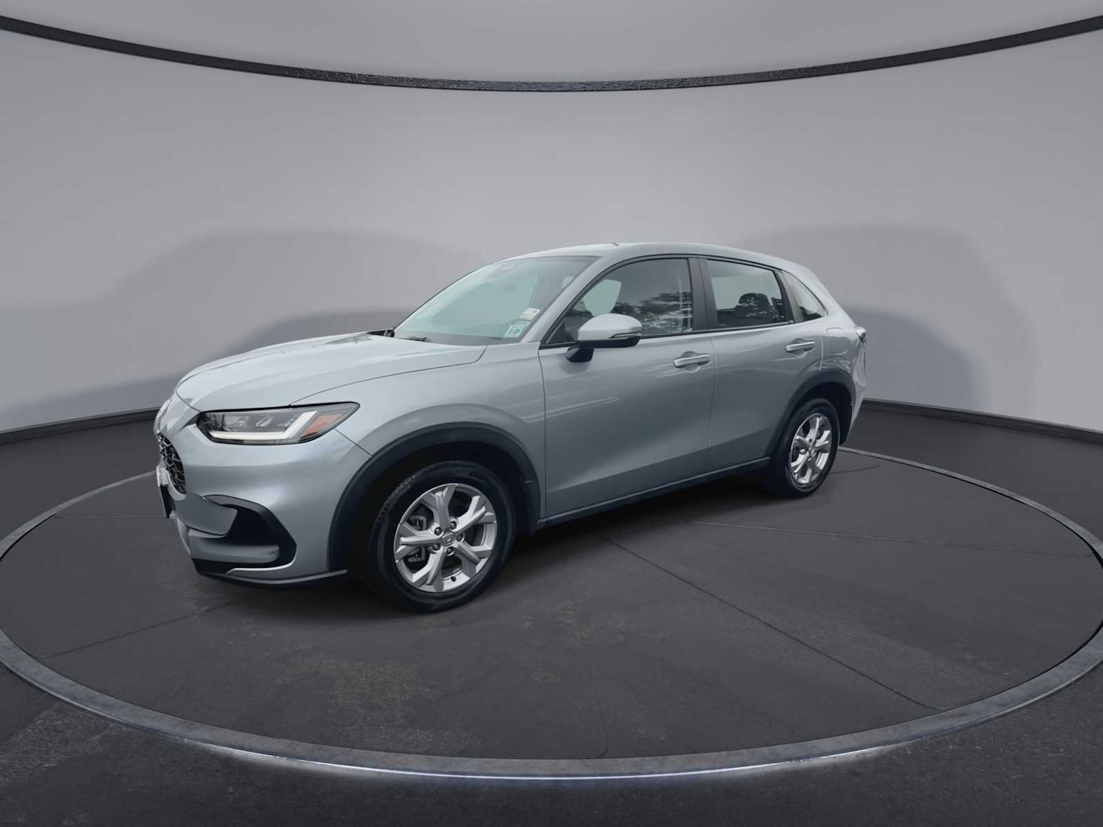 Used 2024 Lunar Silver Metallic Honda LX image 4