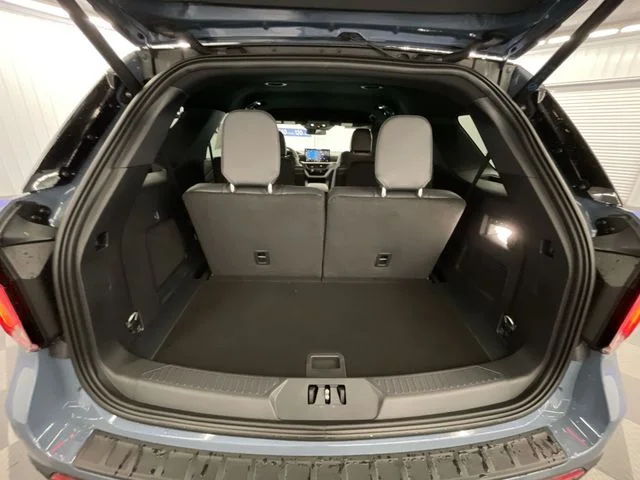 New 2027 Vapor Blue Metallic Ford Tremor® image 24