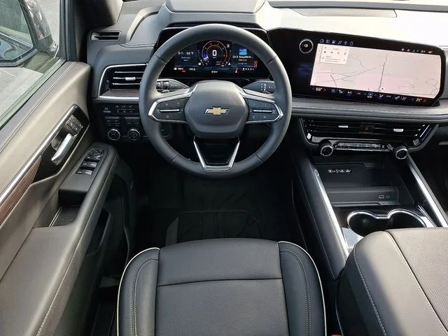 New 2026 Black Chevrolet Premier image 9