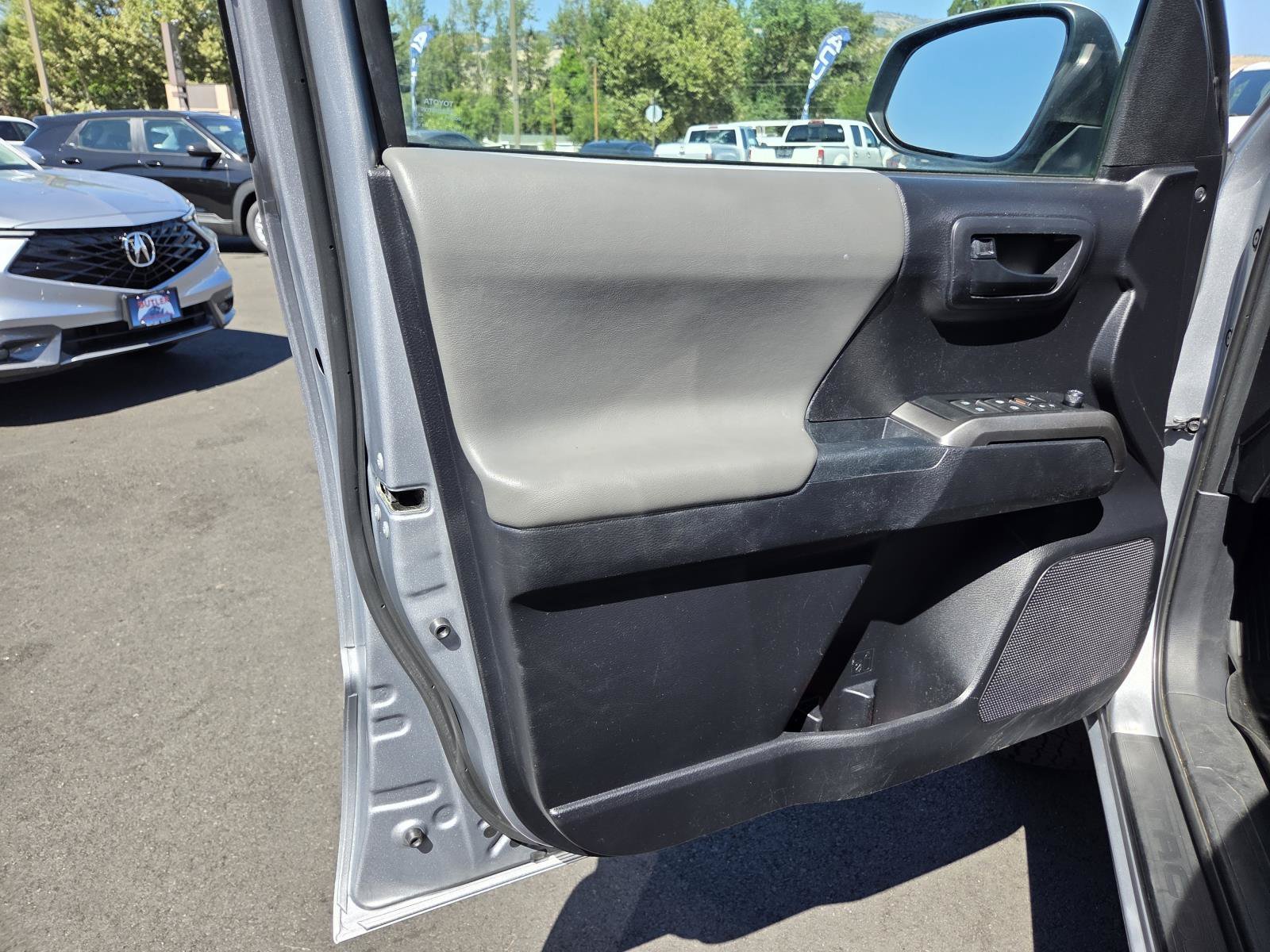 Used 2019 Silver Sky Metallic Toyota SR5 image 12